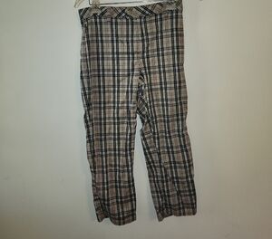 G.H. Bass & Co. Women's Plaid Capris- Black, White, and Tan